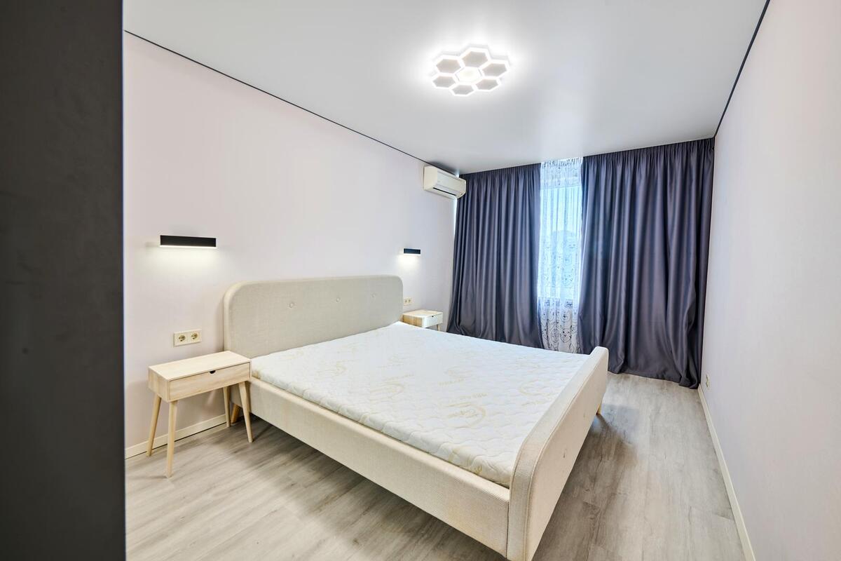 2к метро Лук'янівська фото 1 2к метро Лук'янівська фото 1