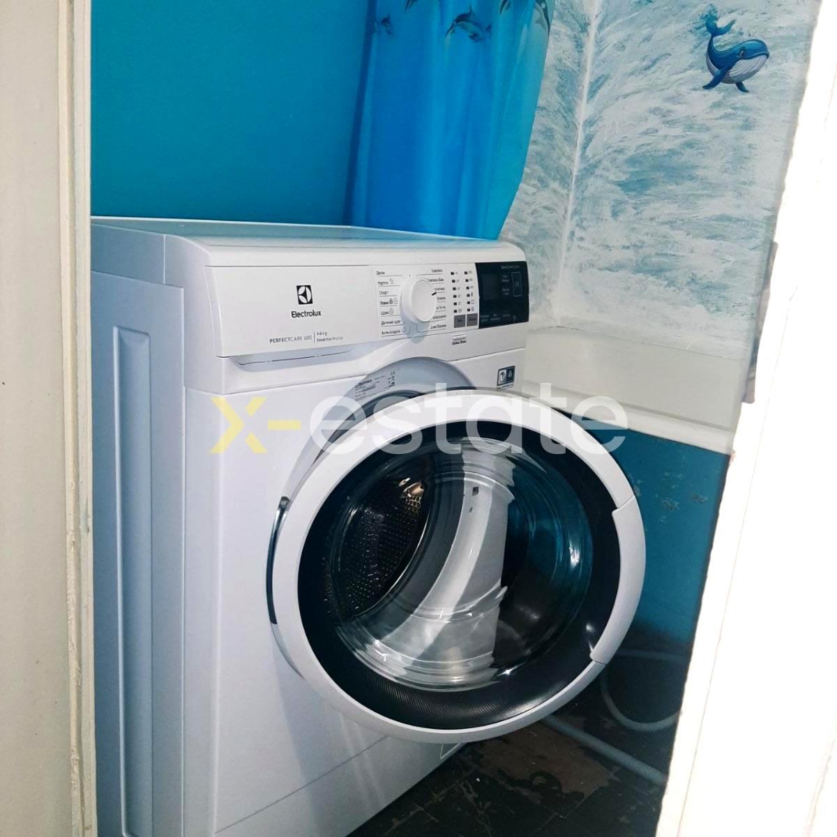 ���� 1-��������� �������� ����, ��.��곿 �������, 6� - ���� 10