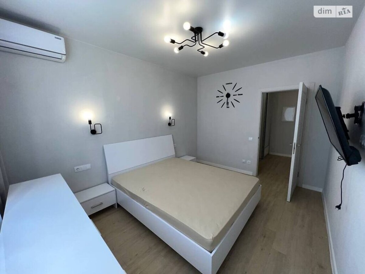 1к метро Харківська фото 1 1к метро Харківська фото 1
