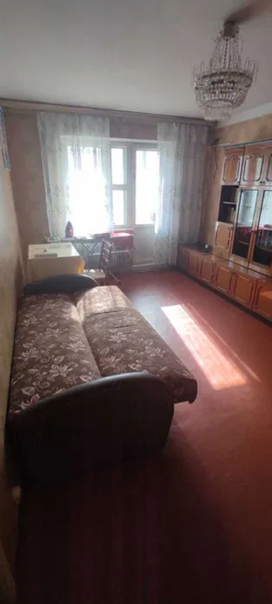 1к метро Харківська фото 1 1к метро Харківська фото 1