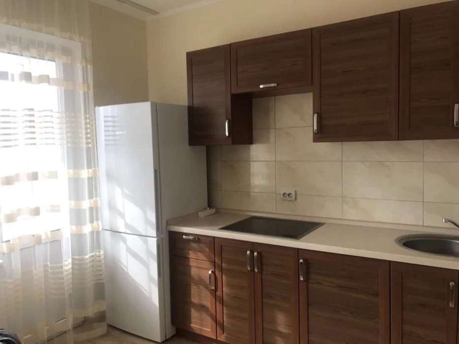 Здається квартира Київ, Дарницький, ул. Софии Русовой, 7в, м. Осокорки фото 1 Здається квартира Київ, Дарницький, ул. Софии Русовой, 7в, м. Осокорки фото 1