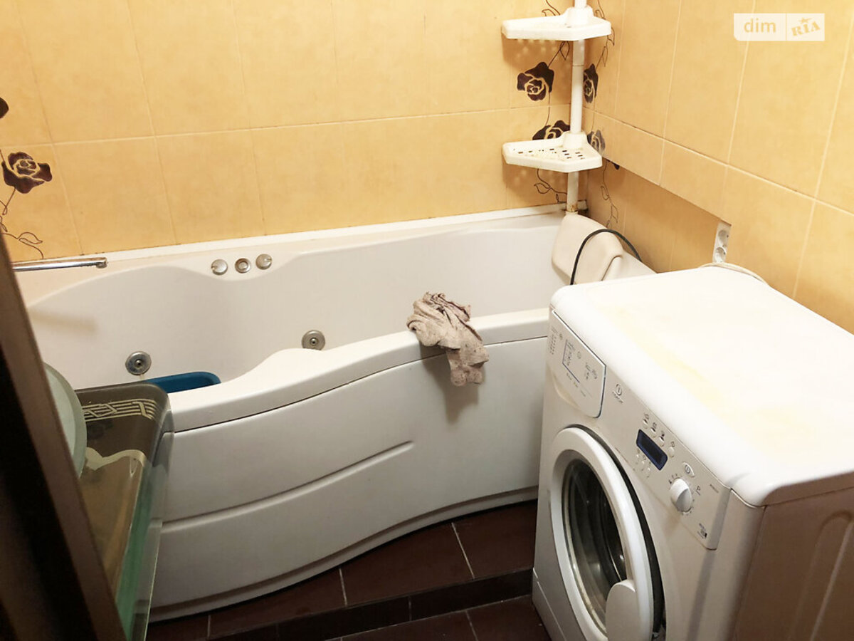 Rent out 2-room apartment. Киев, Ахматової, 6 — photo 7