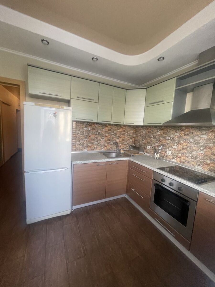1к метро Харківська фото 1 1к метро Харківська фото 1