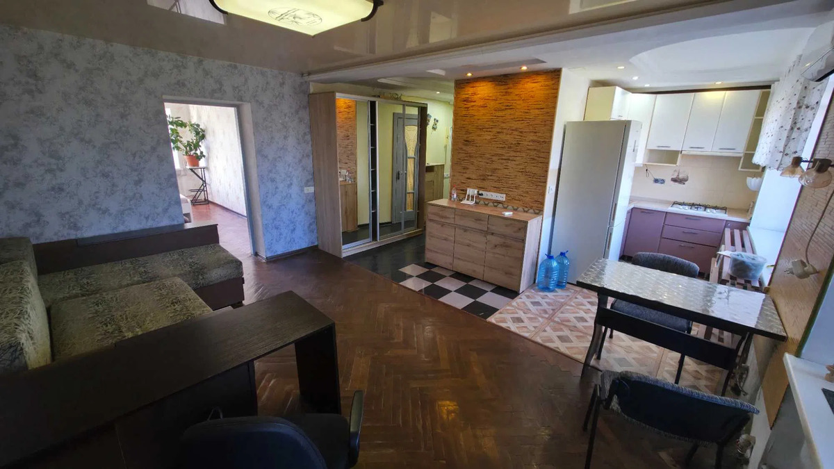 2к метро Лук'янівська фото 1 2к метро Лук'янівська фото 1