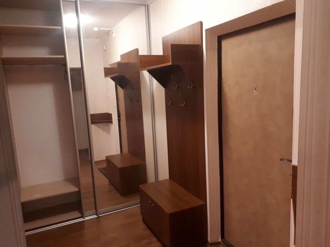Здається квартира Київ, Дарницький, ул. Софии Русовой, 3, м. Осокорки фото 1 Здається квартира Київ, Дарницький, ул. Софии Русовой, 3, м. Осокорки фото 1