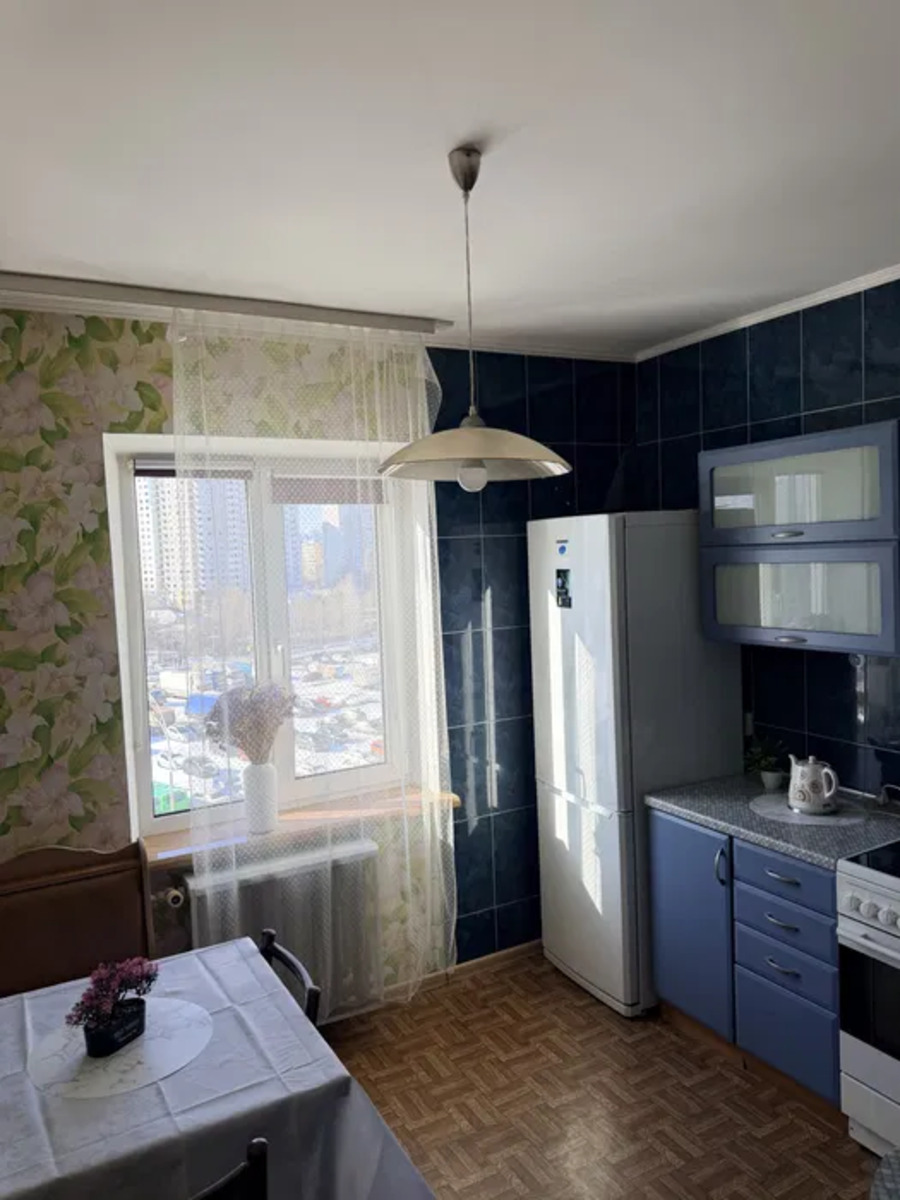 1к квартира м. Позняки фото 1 1к квартира м. Позняки фото 1