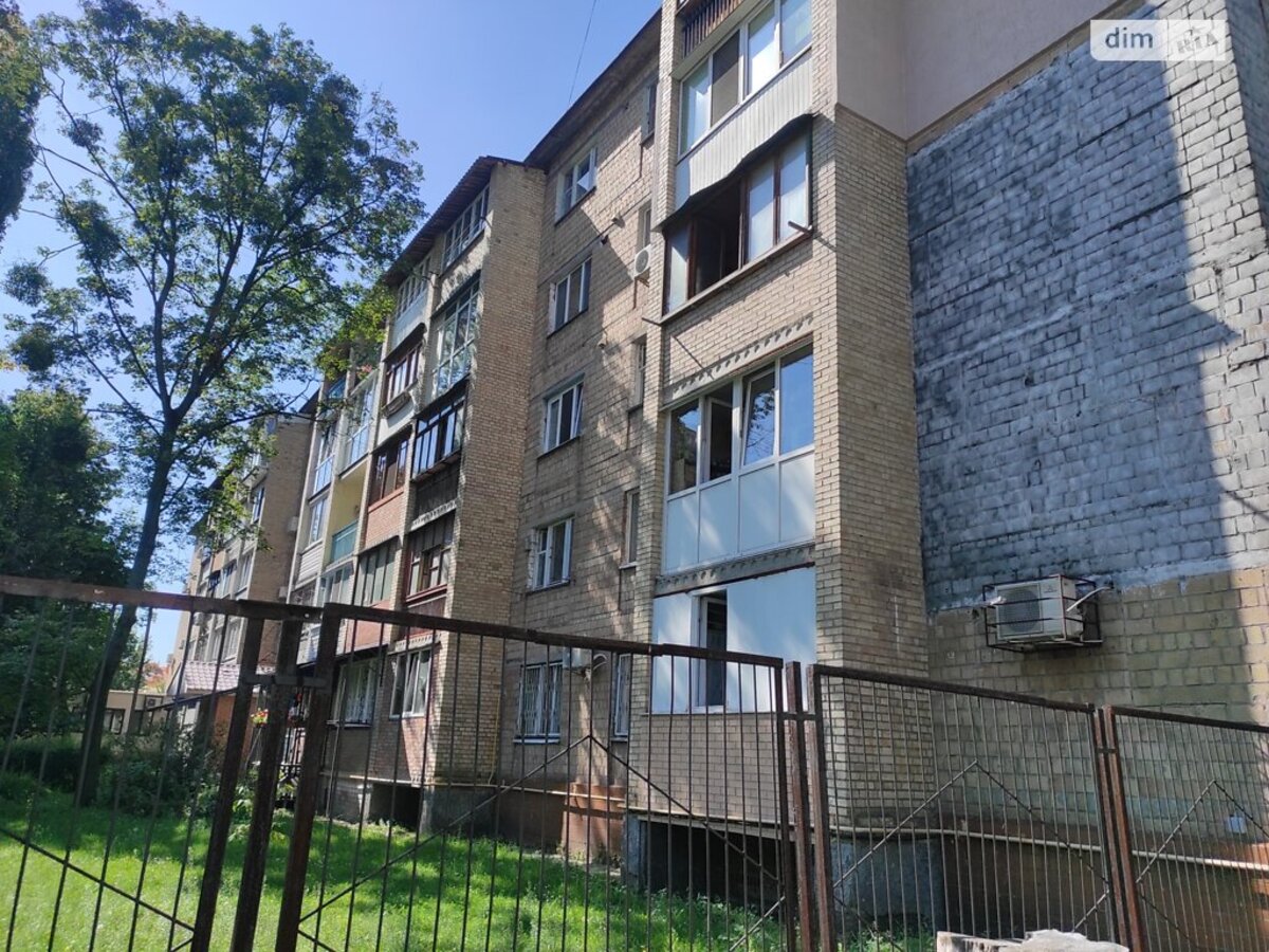 1к Дарницька площа фото 1 1к Дарницька площа фото 1