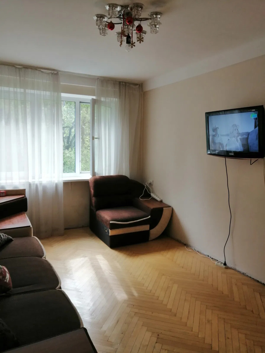 2к метро Берестейська фото 1 2к метро Берестейська фото 1