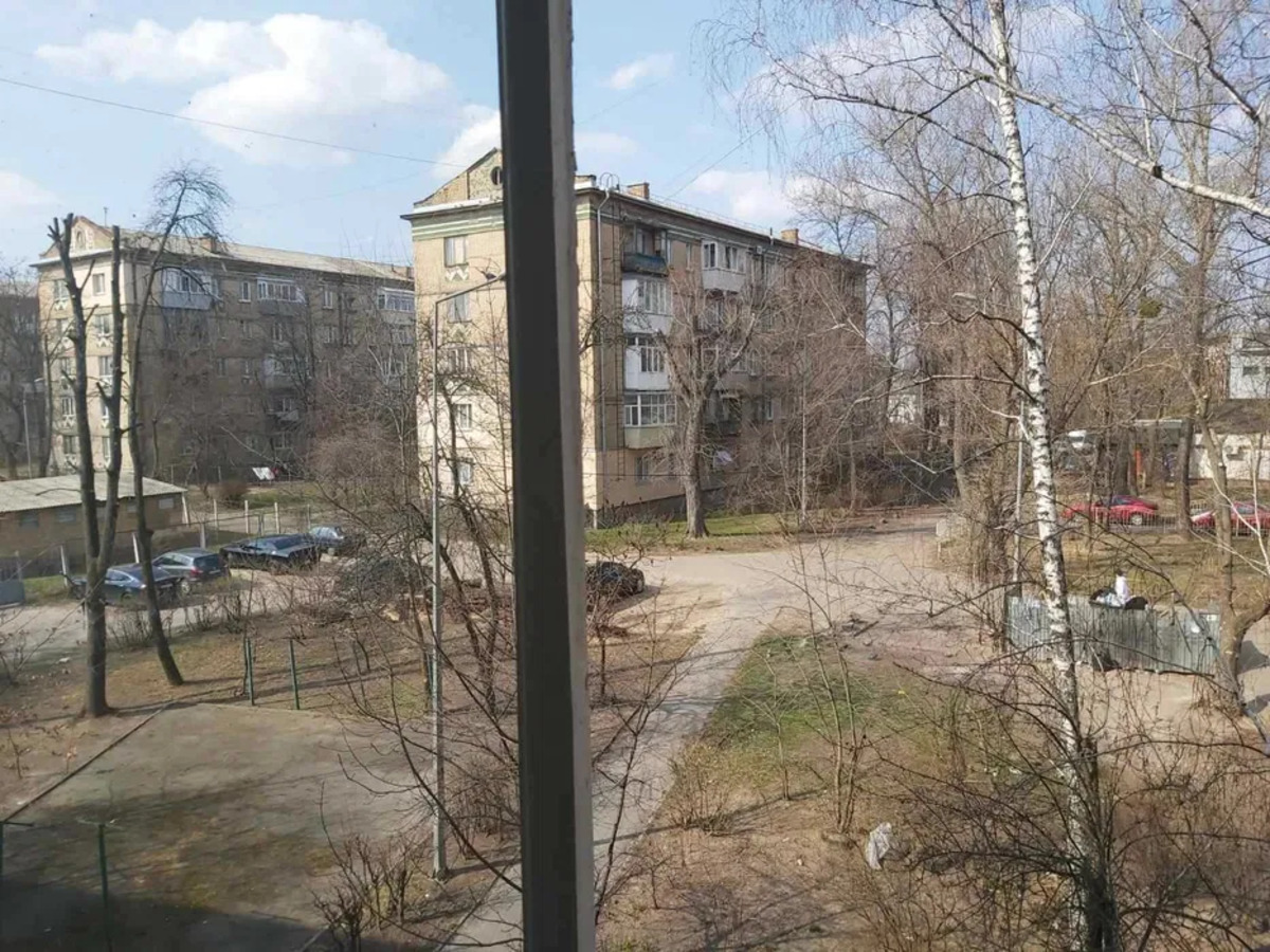 2-к Солом'янський, Єреванська вул фото 1 2-к Солом'янський, Єреванська вул фото 1