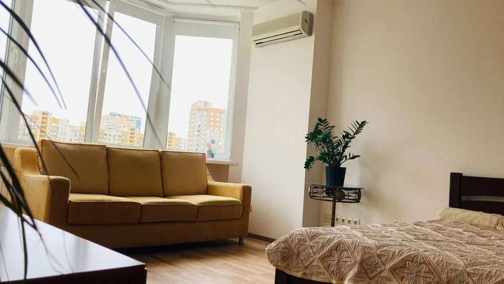 Здається квартира Київ, Дарницький, ул. Анны Ахматовой, 35а, м. Позняки фото 1 Здається квартира Київ, Дарницький, ул. Анны Ахматовой, 35а, м. Позняки фото 1