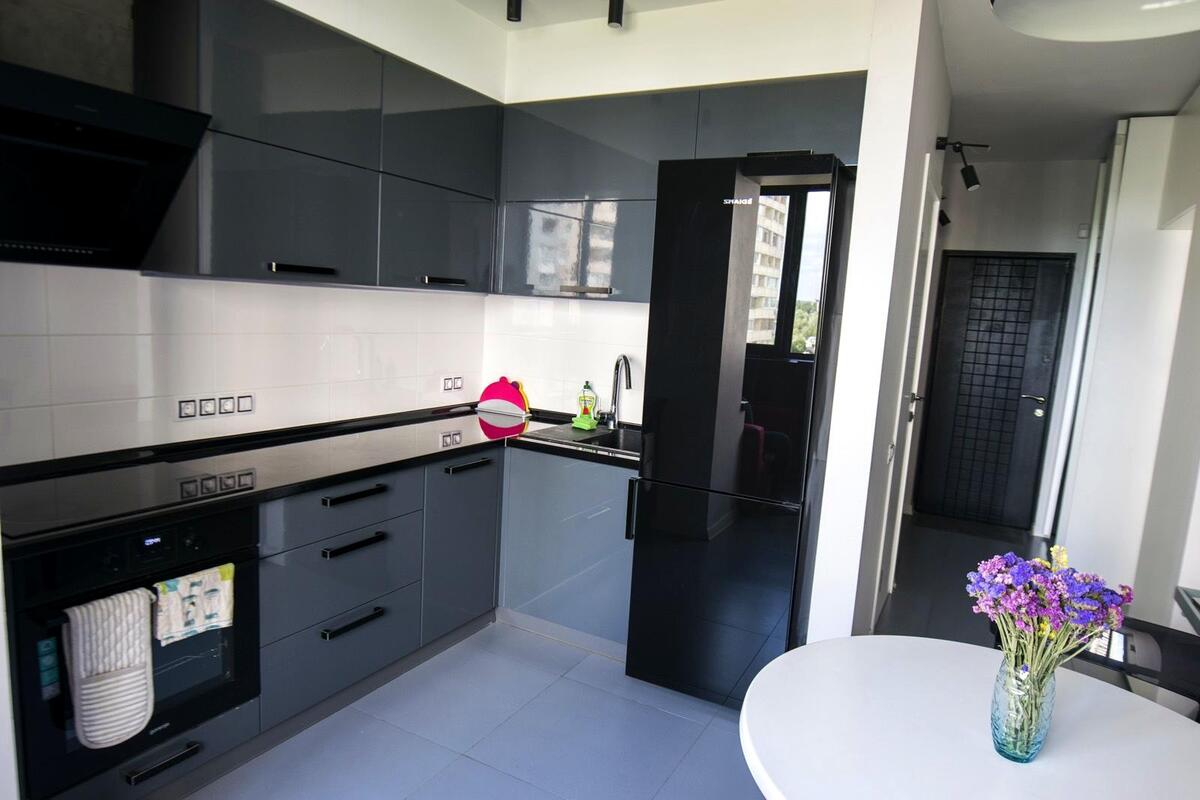 1к метро Харківська фото 1 1к метро Харківська фото 1