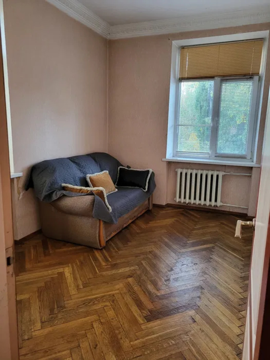 2к метро Голосіївська фото 1 2к метро Голосіївська фото 1