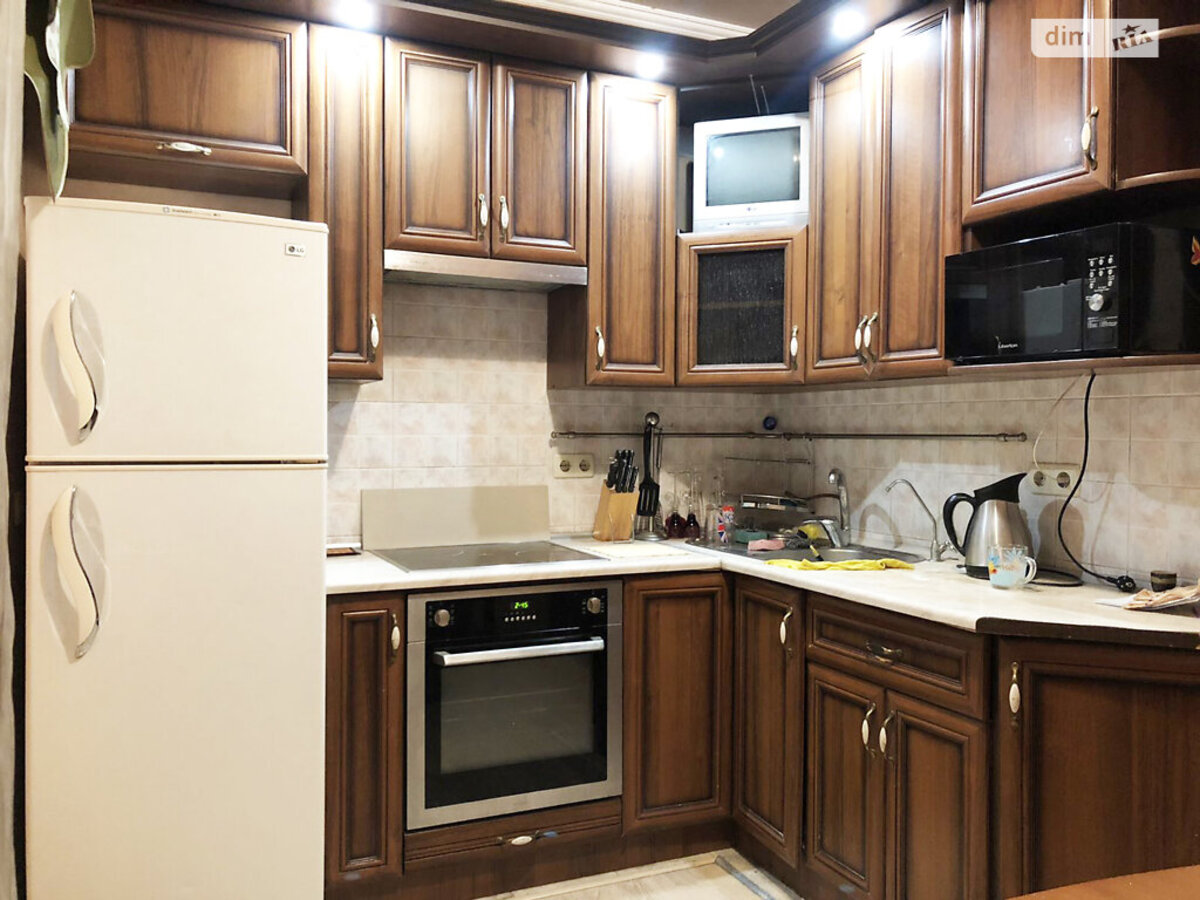 Rent out 2-room apartment. Киев, Ахматової, 6 — photo 10