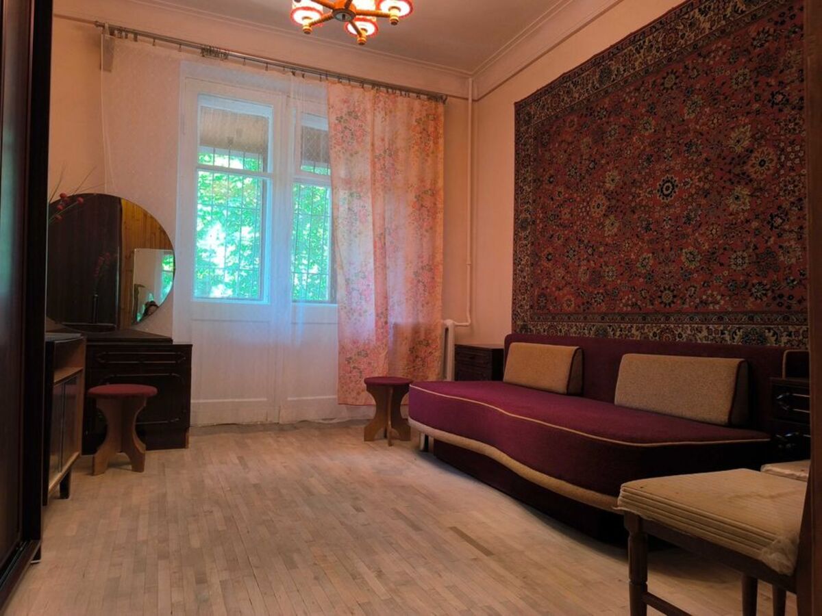 2к метро Бориспільська фото 1 2к метро Бориспільська фото 1