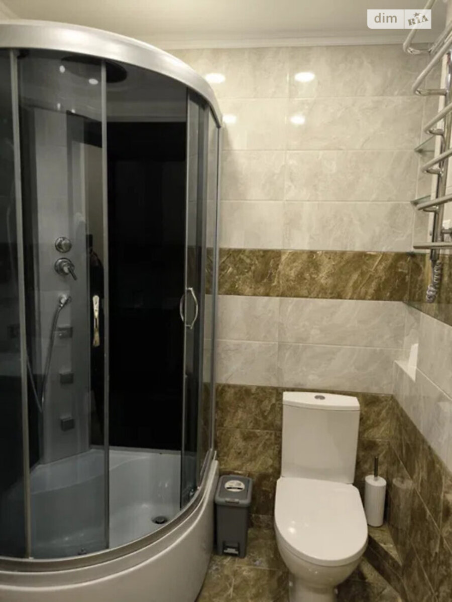 Rent out 1-room apartment. Киев, в Соломії Крушельницької, 13 — photo 8