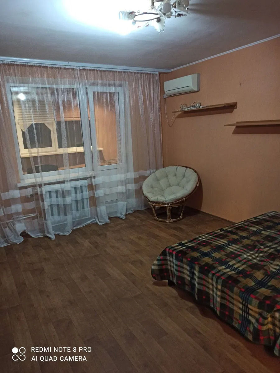 1к метро Осокорки фото 1 1к метро Осокорки фото 1