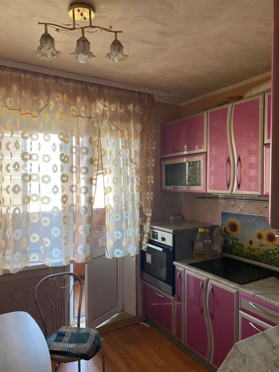 2к метро Позняки фото 1 2к метро Позняки фото 1