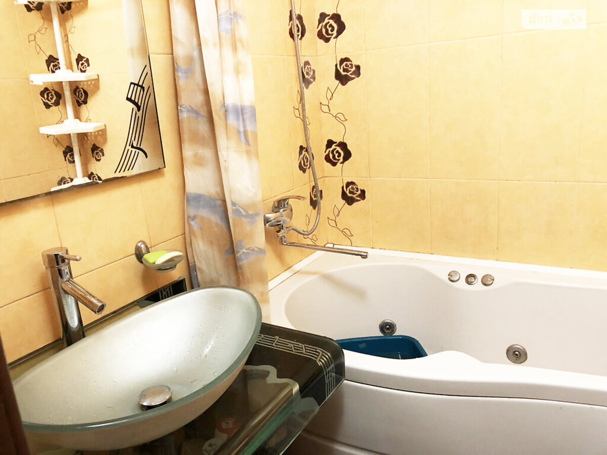 Rent out 2-room apartment. Киев, Ахматової, 6 — photo 13