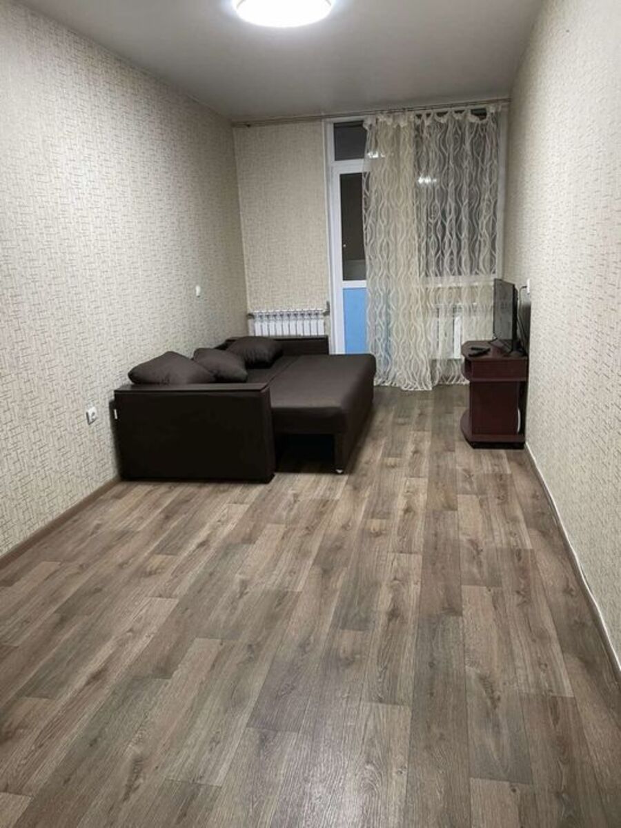 1к Дарницька площа фото 1 1к Дарницька площа фото 1