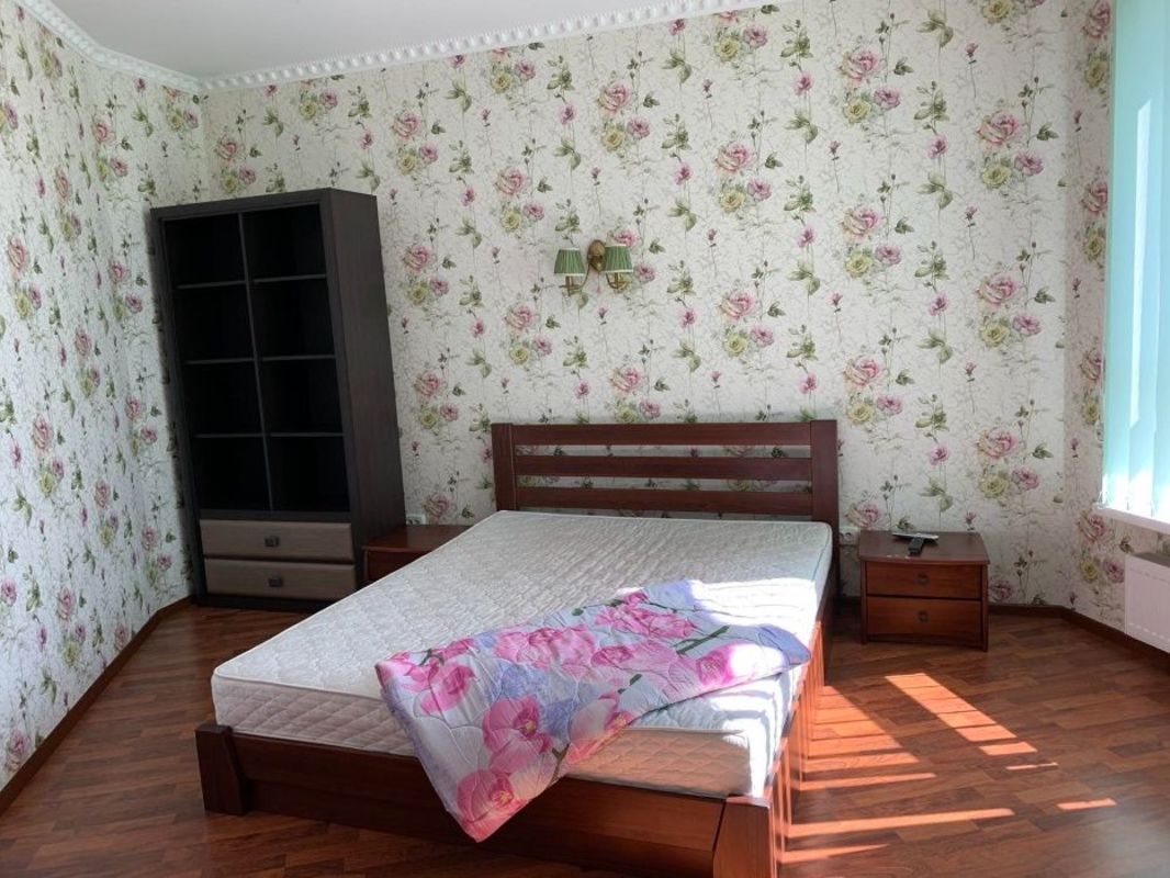 Здається квартира Київ, Дарницький, Славутич, Заречная ул., 1Б, м. Осокорки фото 1 Здається квартира Київ, Дарницький, Славутич, Заречная ул., 1Б, м. Осокорки фото 1