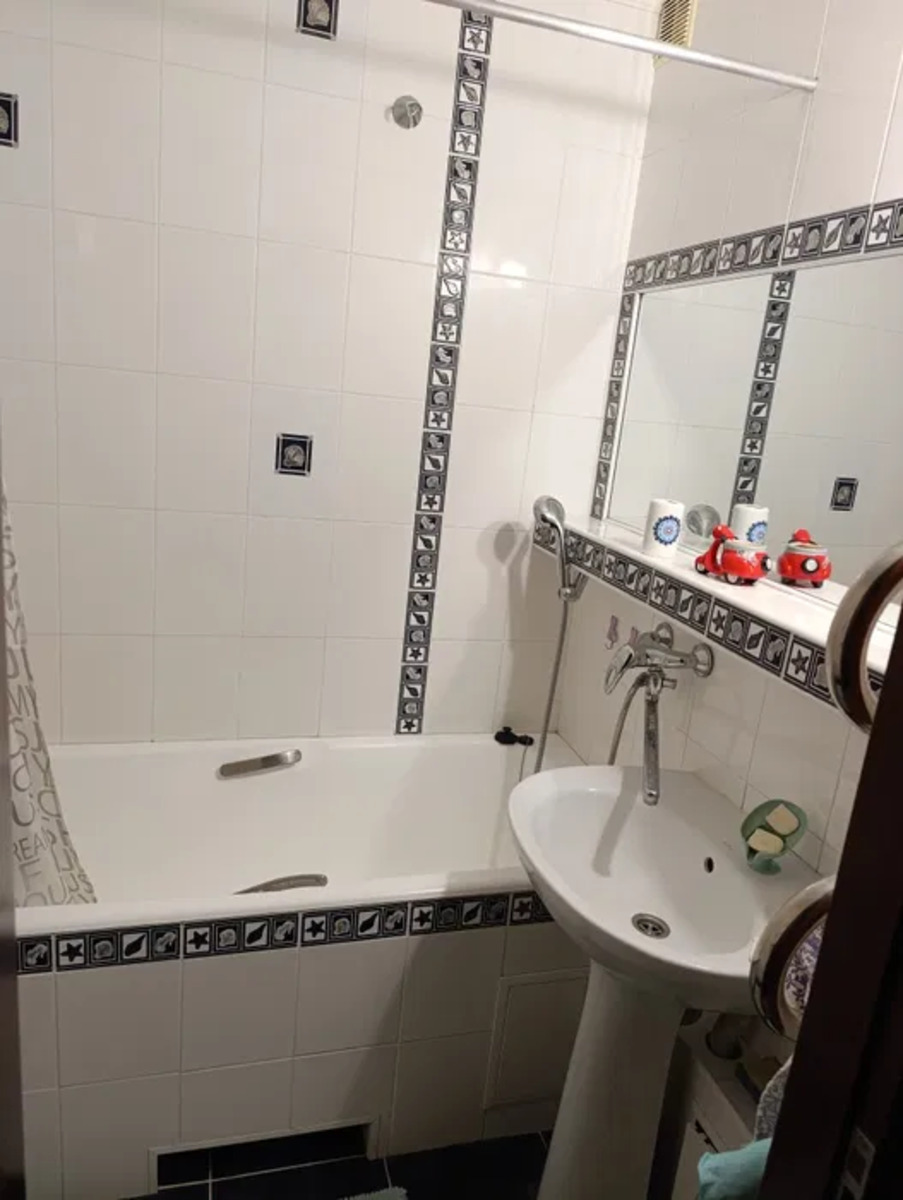 ���� 2-��������� �������� ����, ��.�����������, 8� - ���� 10