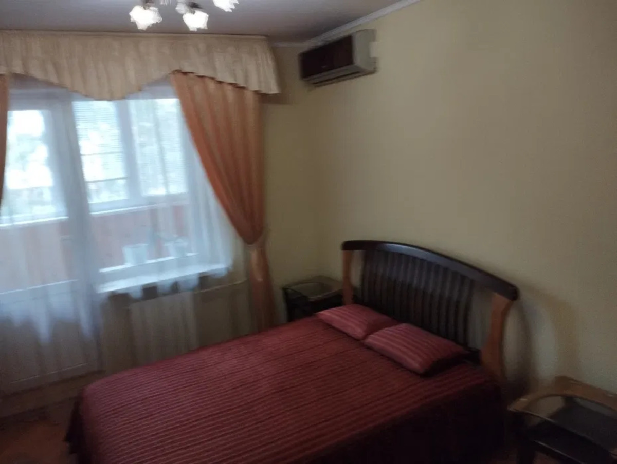2к Дарницька площа фото 1 2к Дарницька площа фото 1