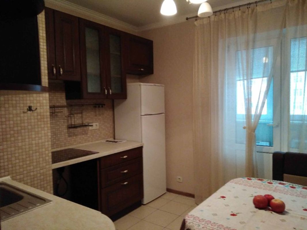 Здається квартира Київ, Дарницький, ул. Елены Пчилки, 4, м. Позняки фото 1 Здається квартира Київ, Дарницький, ул. Елены Пчилки, 4, м. Позняки фото 1