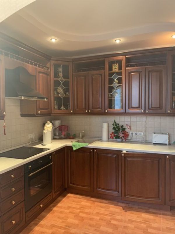 Здається квартира Київ, Дарницький, Харьковское шоссе, 180 фото 1 Здається квартира Київ, Дарницький, Харьковское шоссе, 180 фото 1