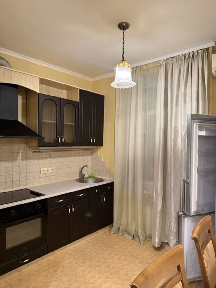 1к метро Деміївська фото 1 1к метро Деміївська фото 1