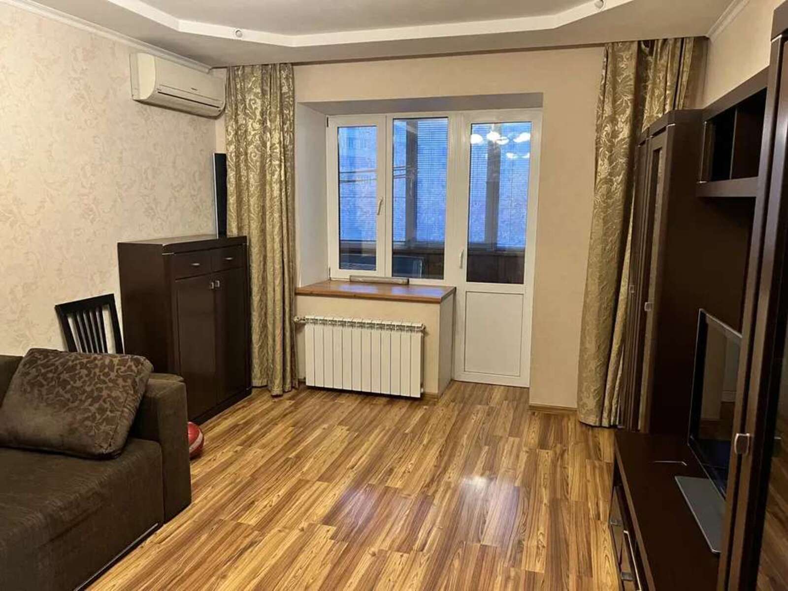 Здається квартира Київ, Дарницький, Позняки, ул. Вишняковская, 13, м. Осокорки фото 1 Здається квартира Київ, Дарницький, Позняки, ул. Вишняковская, 13, м. Осокорки фото 1