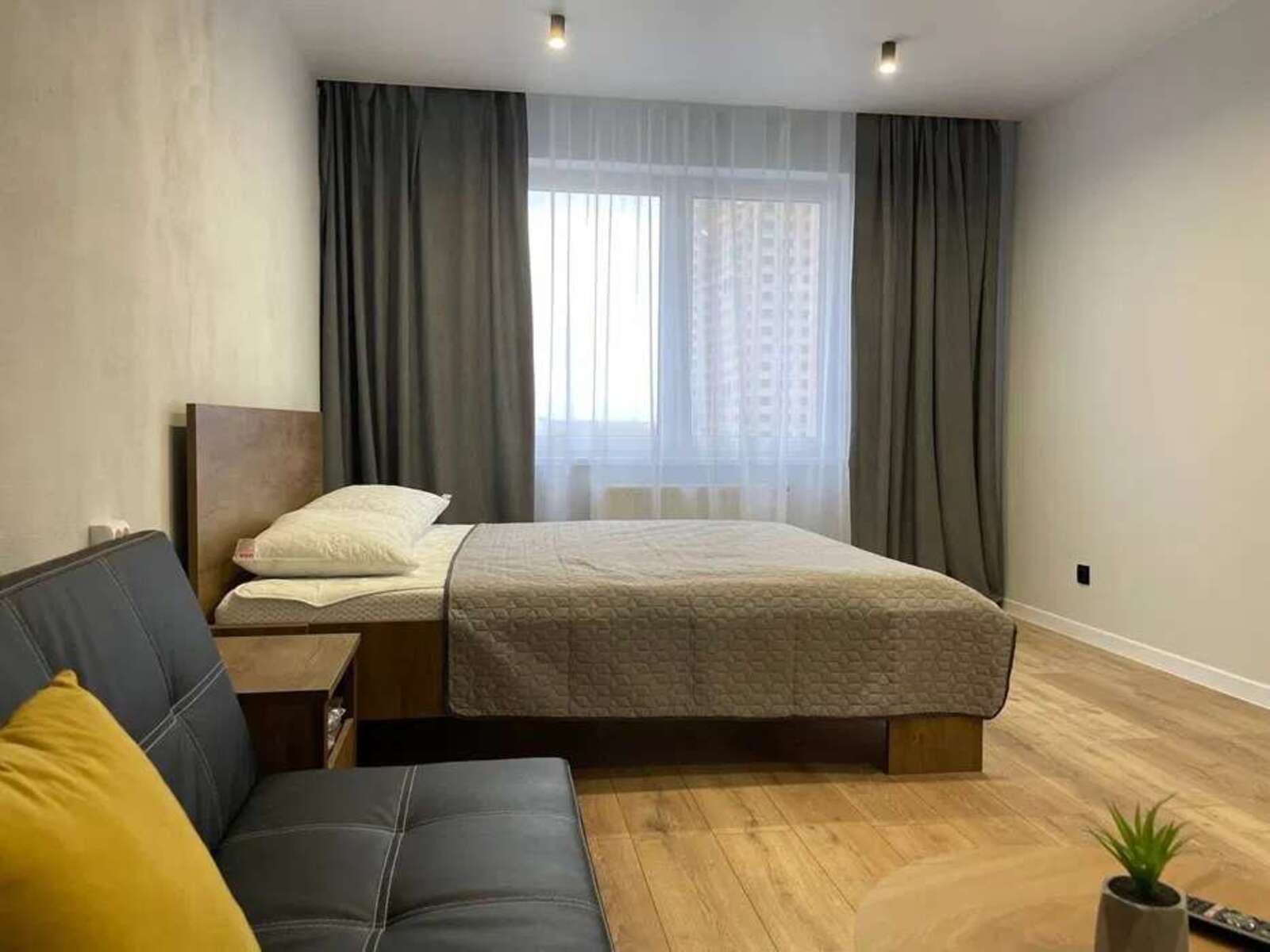 Здається квартира Київ, Дарницький, Осокорки, ул. Софии Русовой, 7г, м. Осокорки фото 1 Здається квартира Київ, Дарницький, Осокорки, ул. Софии Русовой, 7г, м. Осокорки фото 1