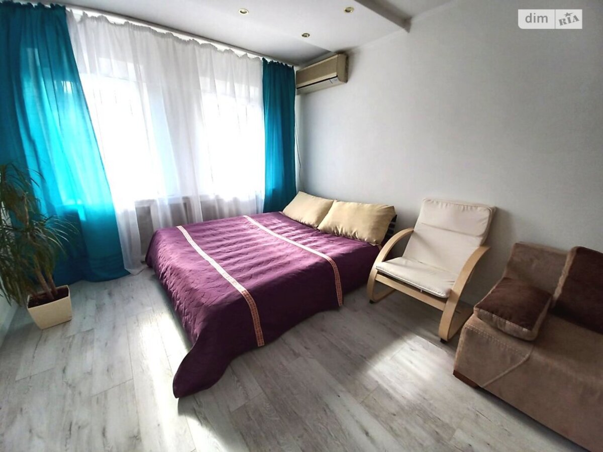 1к метро Осокорки фото 1 1к метро Осокорки фото 1