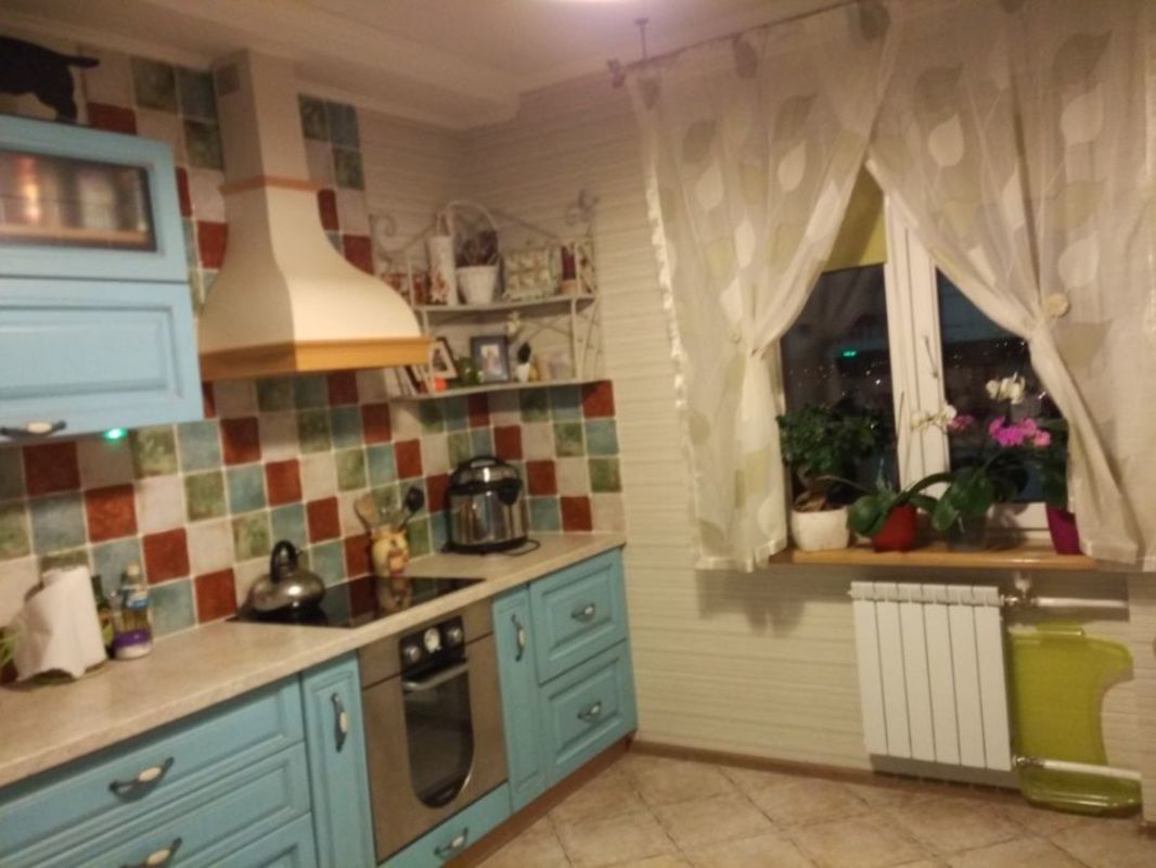 Здається квартира Київ, Дарницький, Осокорки, ул. Григория Ващенко, 13, м. Осокорки фото 1 Здається квартира Київ, Дарницький, Осокорки, ул. Григория Ващенко, 13, м. Осокорки фото 1