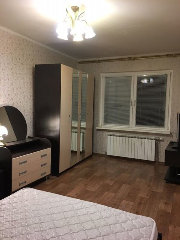 Здається квартира Київ, Дарницький, Осокорки, ул. Григория Ващенко, 5, м. Осокорки фото 1 Здається квартира Київ, Дарницький, Осокорки, ул. Григория Ващенко, 5, м. Осокорки фото 1