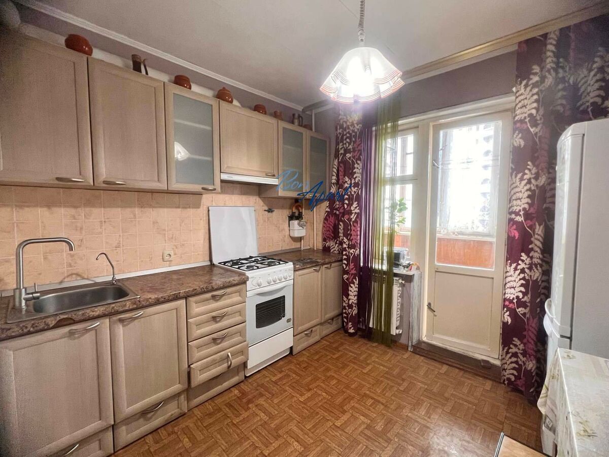 2к метро Харківська фото 1 2к метро Харківська фото 1