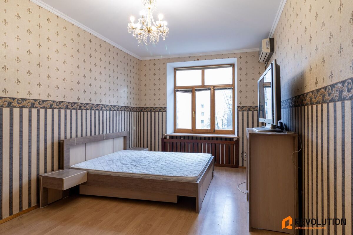 2к метро Лук'янівська фото 1 2к метро Лук'янівська фото 1