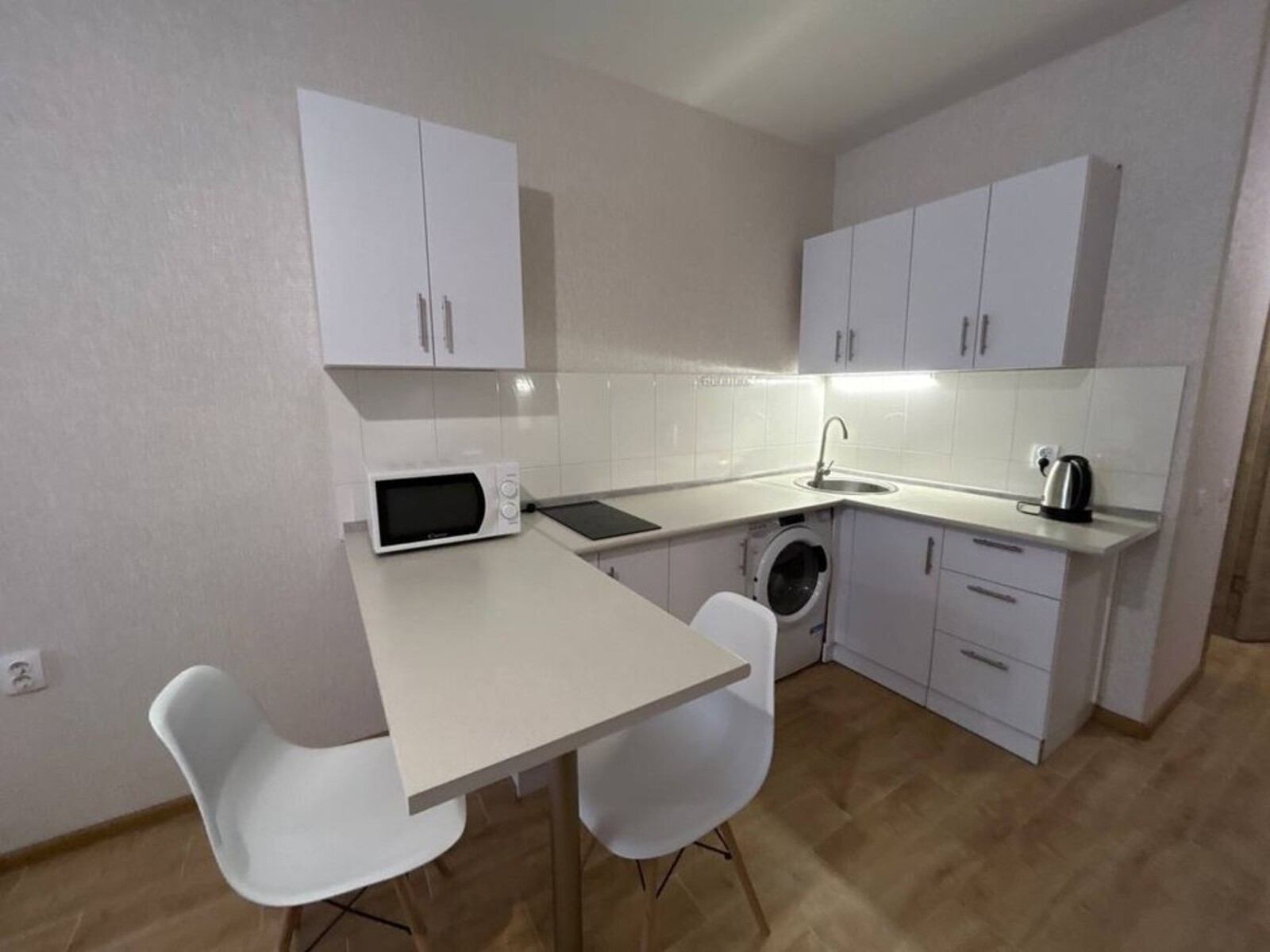 1к-студія в ЖК Метропарк фото 1 1к-студія в ЖК Метропарк фото 1