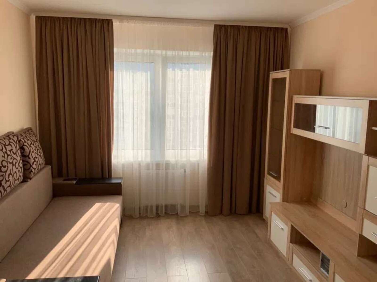 Здається квартира Київ, Дарницький, Осокорки, ул. Софии Русовой, 5б, м. Осокорки фото 1 Здається квартира Київ, Дарницький, Осокорки, ул. Софии Русовой, 5б, м. Осокорки фото 1