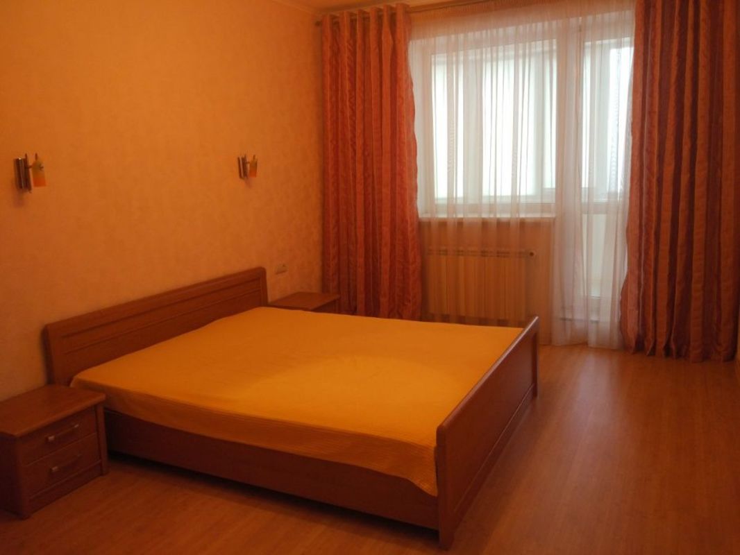 Здається квартира Київ, Дарницький, Позняки, ул. Анны Ахматовой, 13-д, м. Позняки фото 1 Здається квартира Київ, Дарницький, Позняки, ул. Анны Ахматовой, 13-д, м. Позняки фото 1