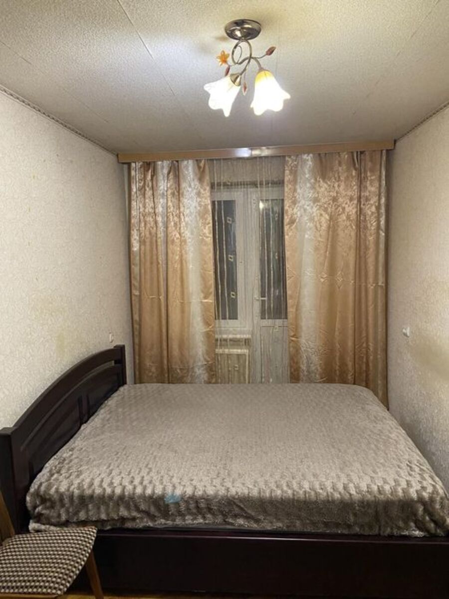2к метро Лівобережна фото 1 2к метро Лівобережна фото 1