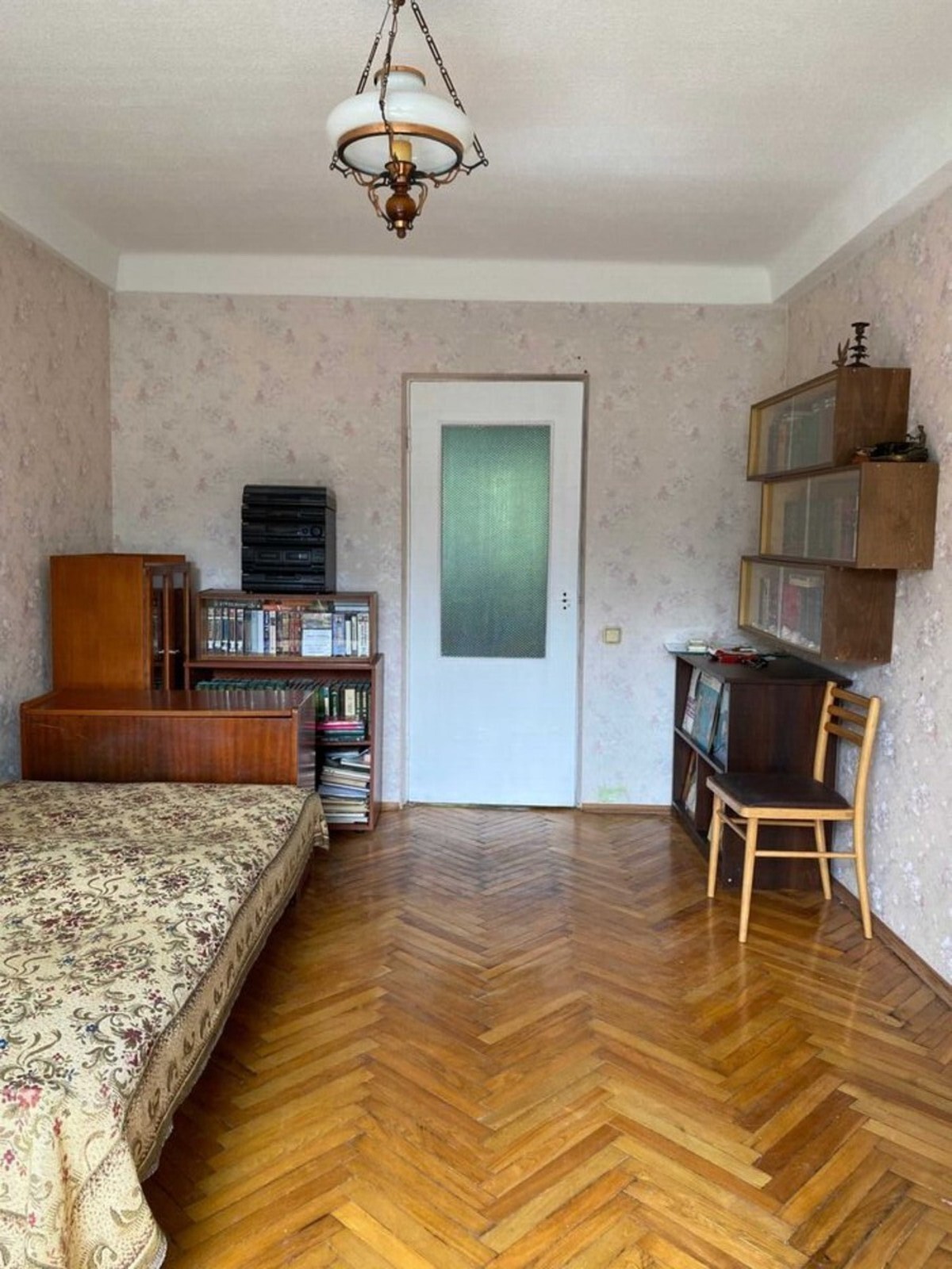 2к метро Голосіївська фото 1 2к метро Голосіївська фото 1