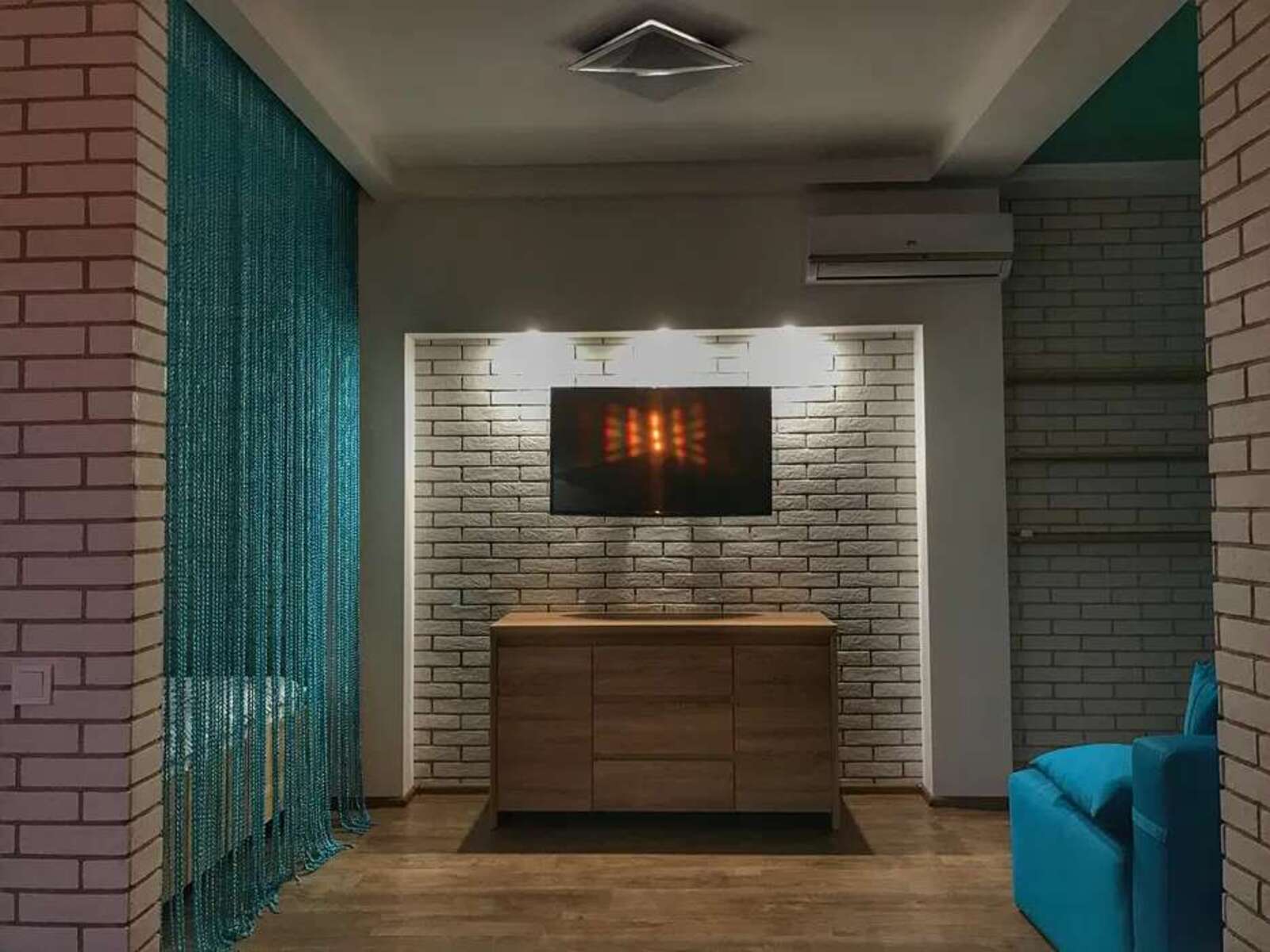 Здається квартира Київ, Дарницький, ул. Михаила Драгоманова, 2б, м. Позняки фото 1 Здається квартира Київ, Дарницький, ул. Михаила Драгоманова, 2б, м. Позняки фото 1