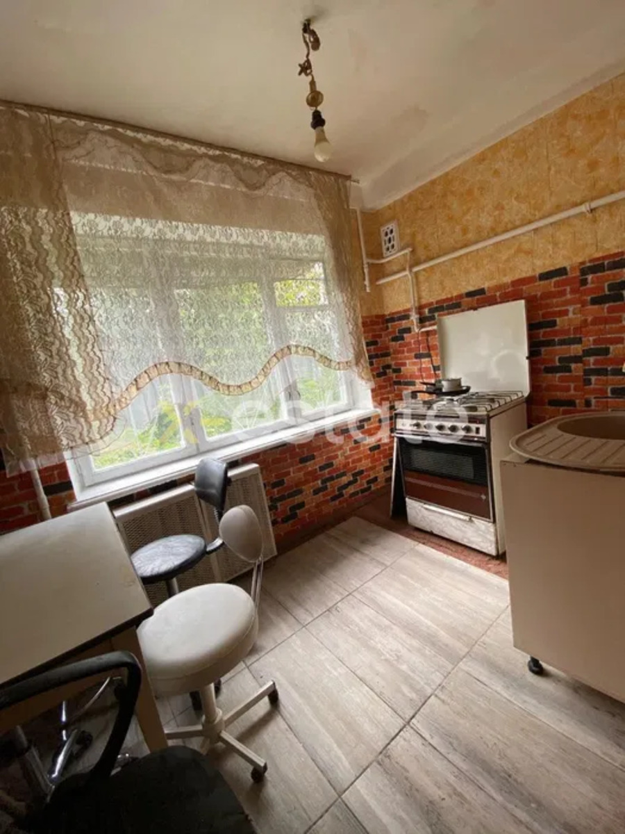 1к Дарницька площа фото 1 1к Дарницька площа фото 1