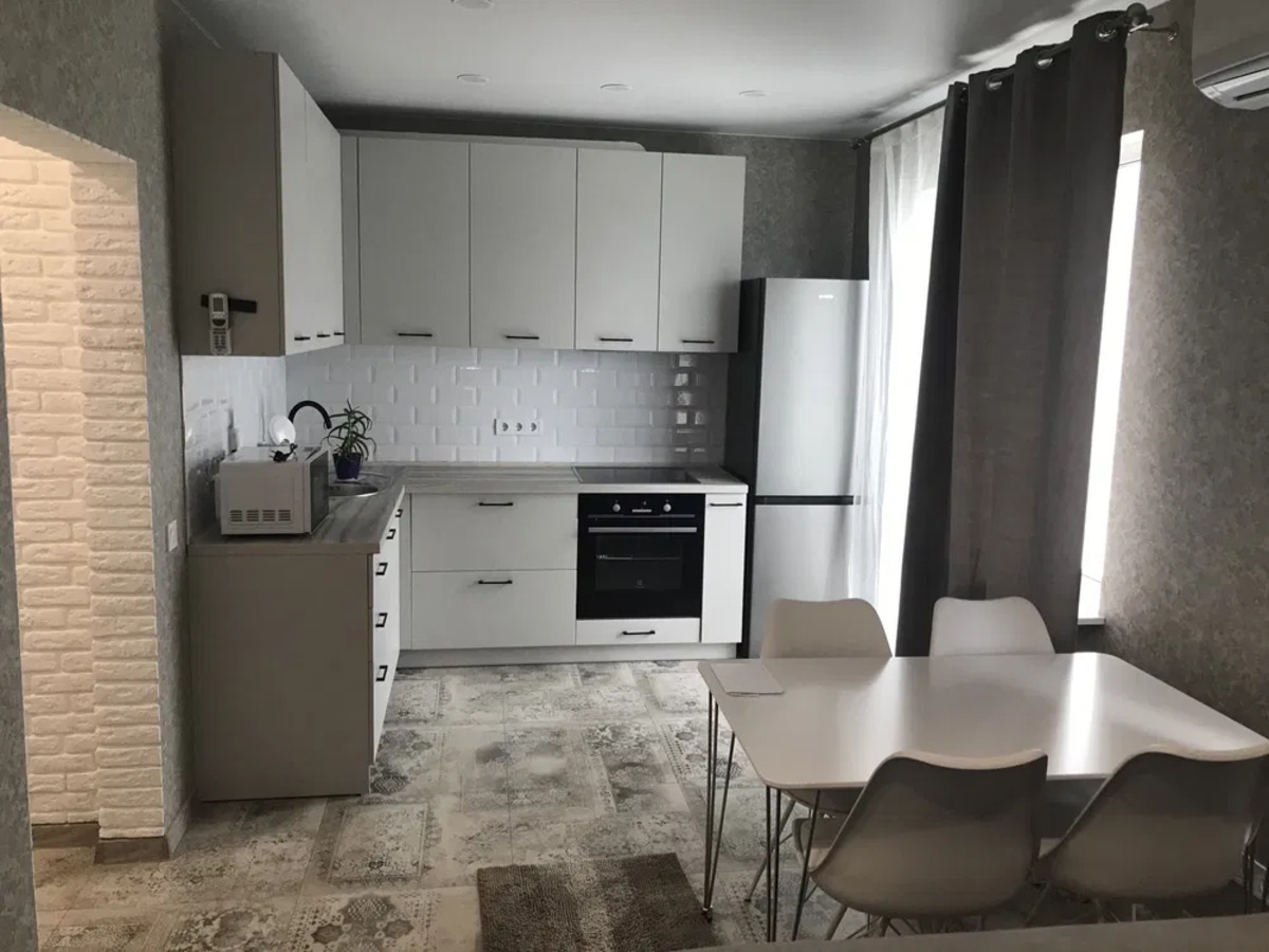 1к метро Харківська фото 1 1к метро Харківська фото 1