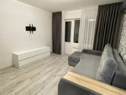 1к метро Харківська фото 1 1к метро Харківська фото 1