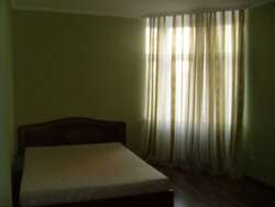   , , , .  , 40-, .   4