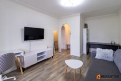 1 к метро Мінська фото 1 1 к метро Мінська фото 1