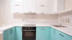   , , , .  , 40-, .   3