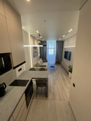 2   , 'Manhattan city'  7