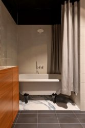 2� � �� Riverstone ���� 15
